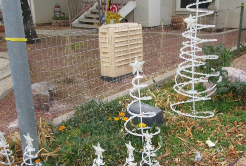 File:Wire fence installed daylight.jpg